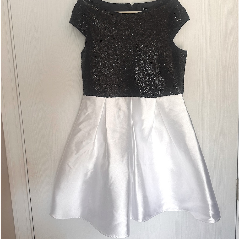 Girls Dress Black &White